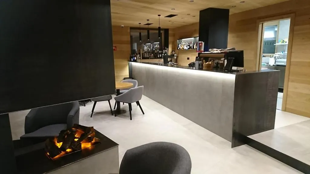 מלון ליביניו Vetta Alpine Relax איטליה